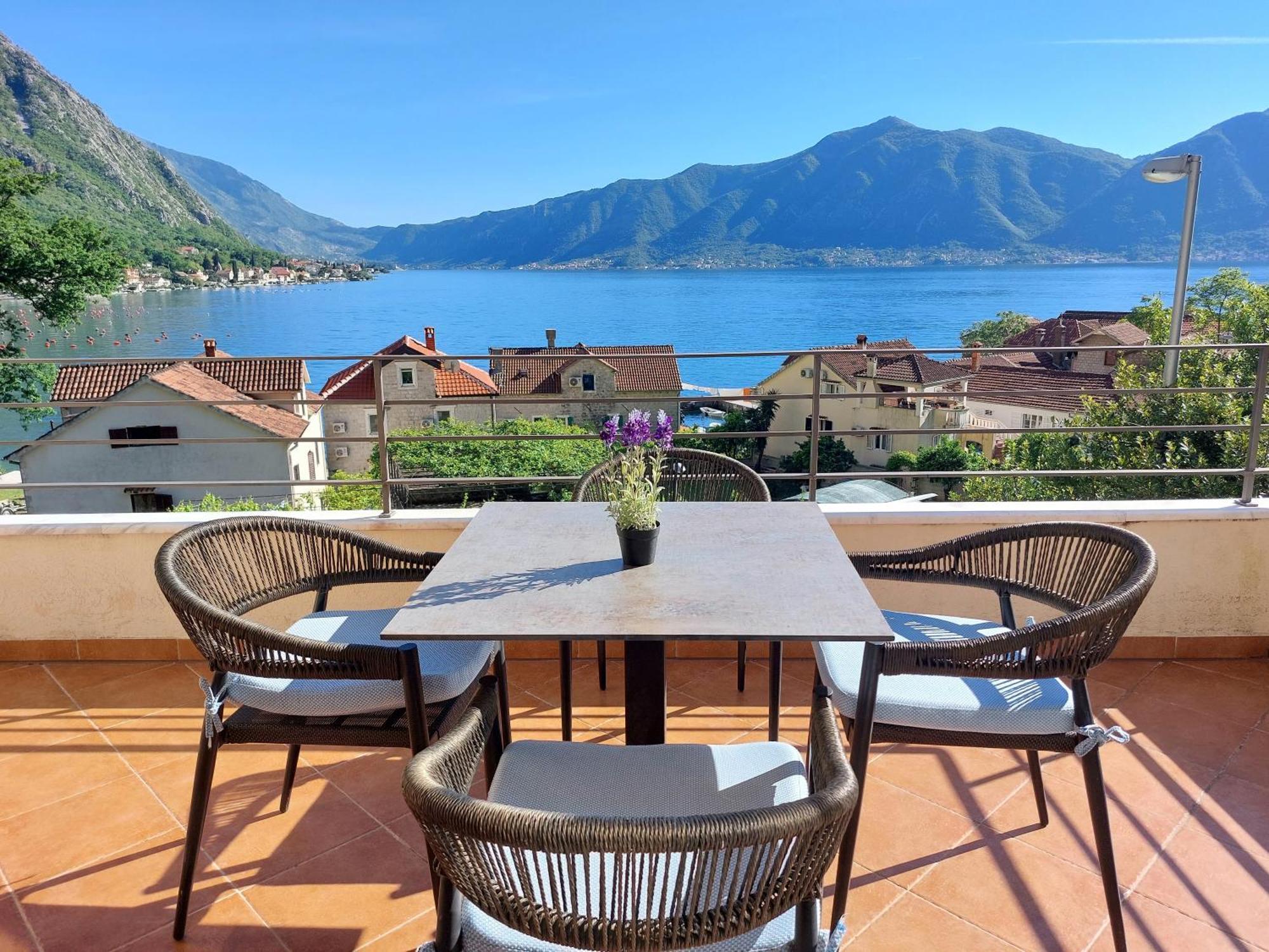 Secret Mirage Apartment Kotor Buitenkant foto